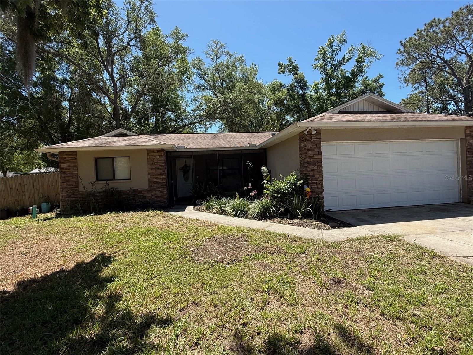 8448 W Bradshaw St Property Photo