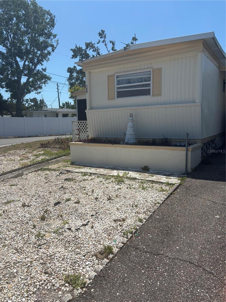 6580 Seminole Blvd #124 Property Photo