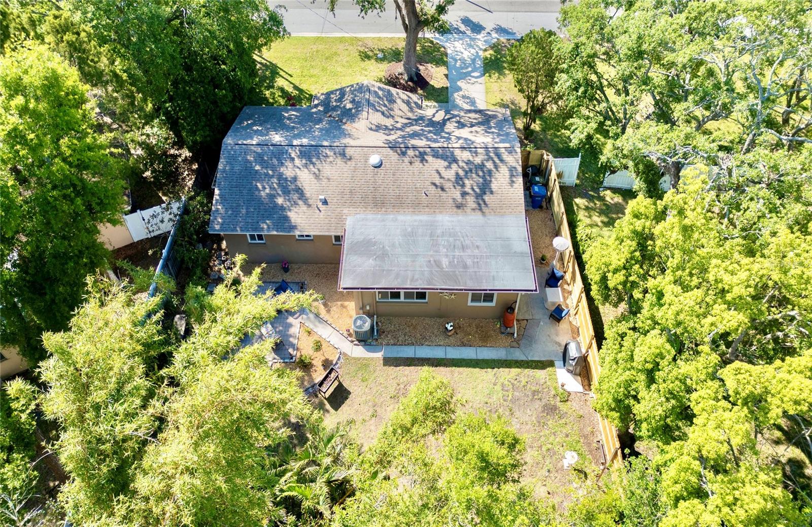 2501 Crescent Dr Property Photo 35