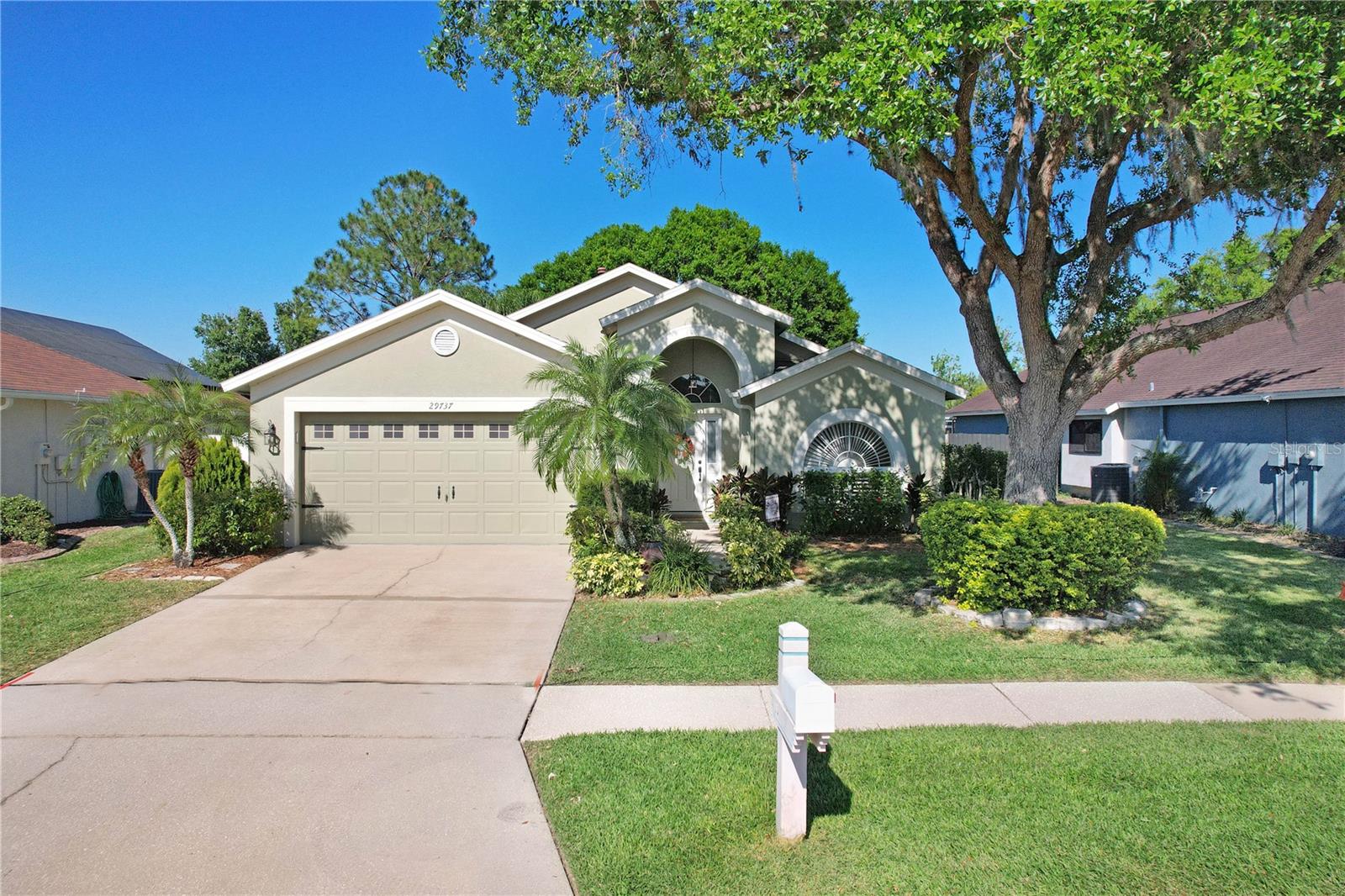 29737 Fog Hollow Dr Property Photo
