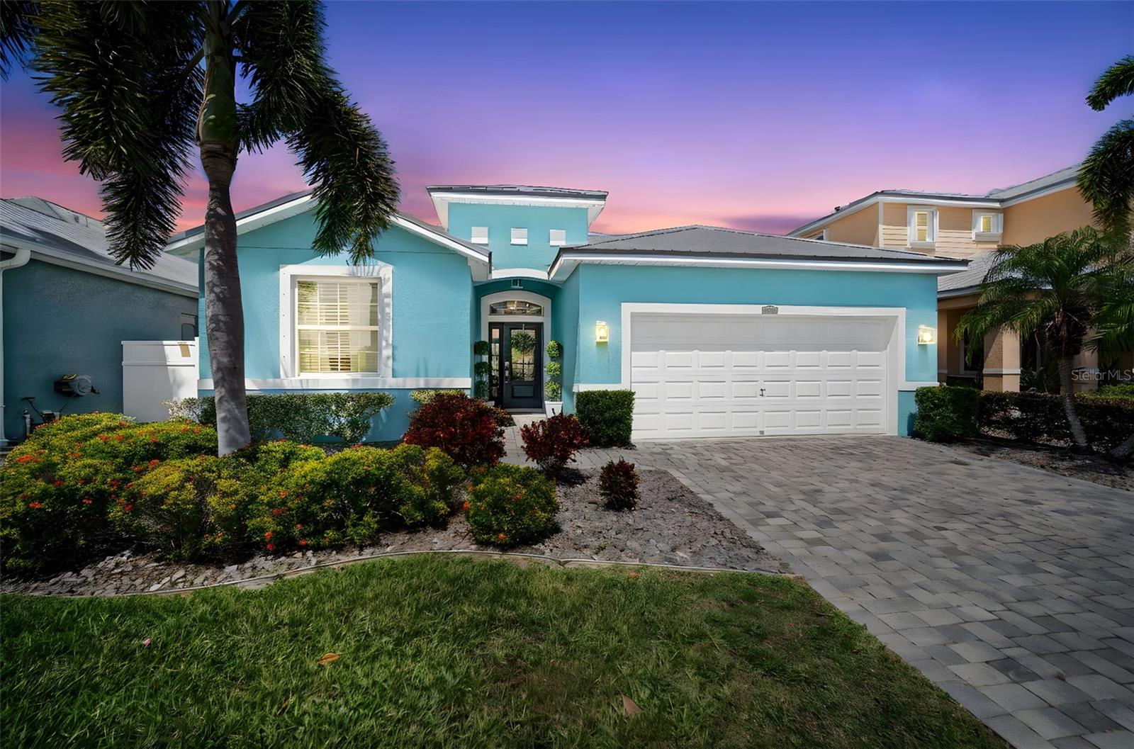 424 Bahama Grande Blvd Property Photo