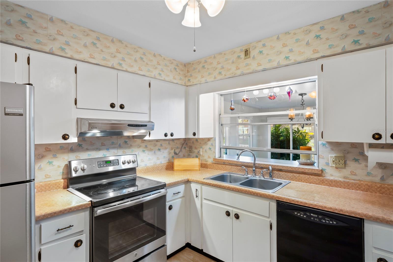 200 Portree Dr Property Photo 7