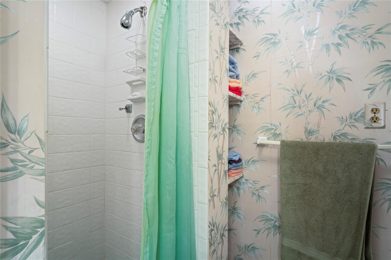 200 Portree Dr Property Photo 14