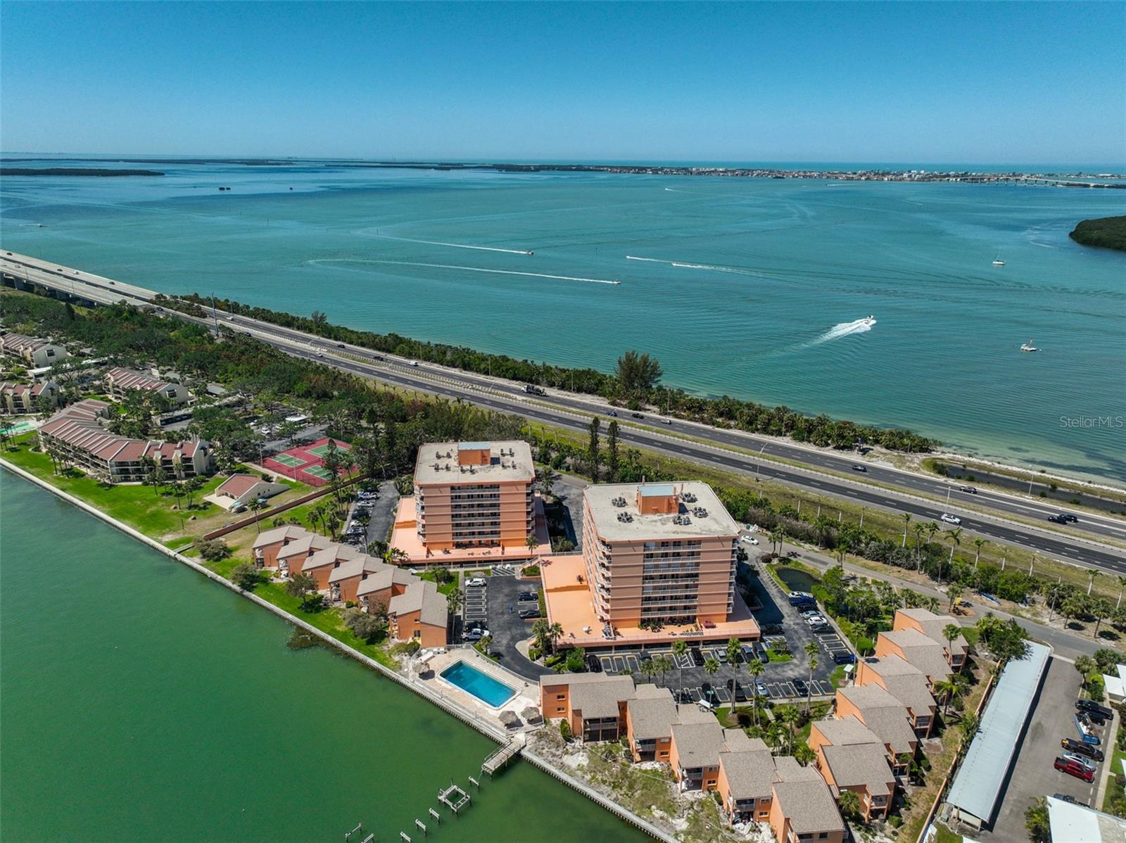 7430 Sunshine Skyway Ln S #403 Property Photo 3