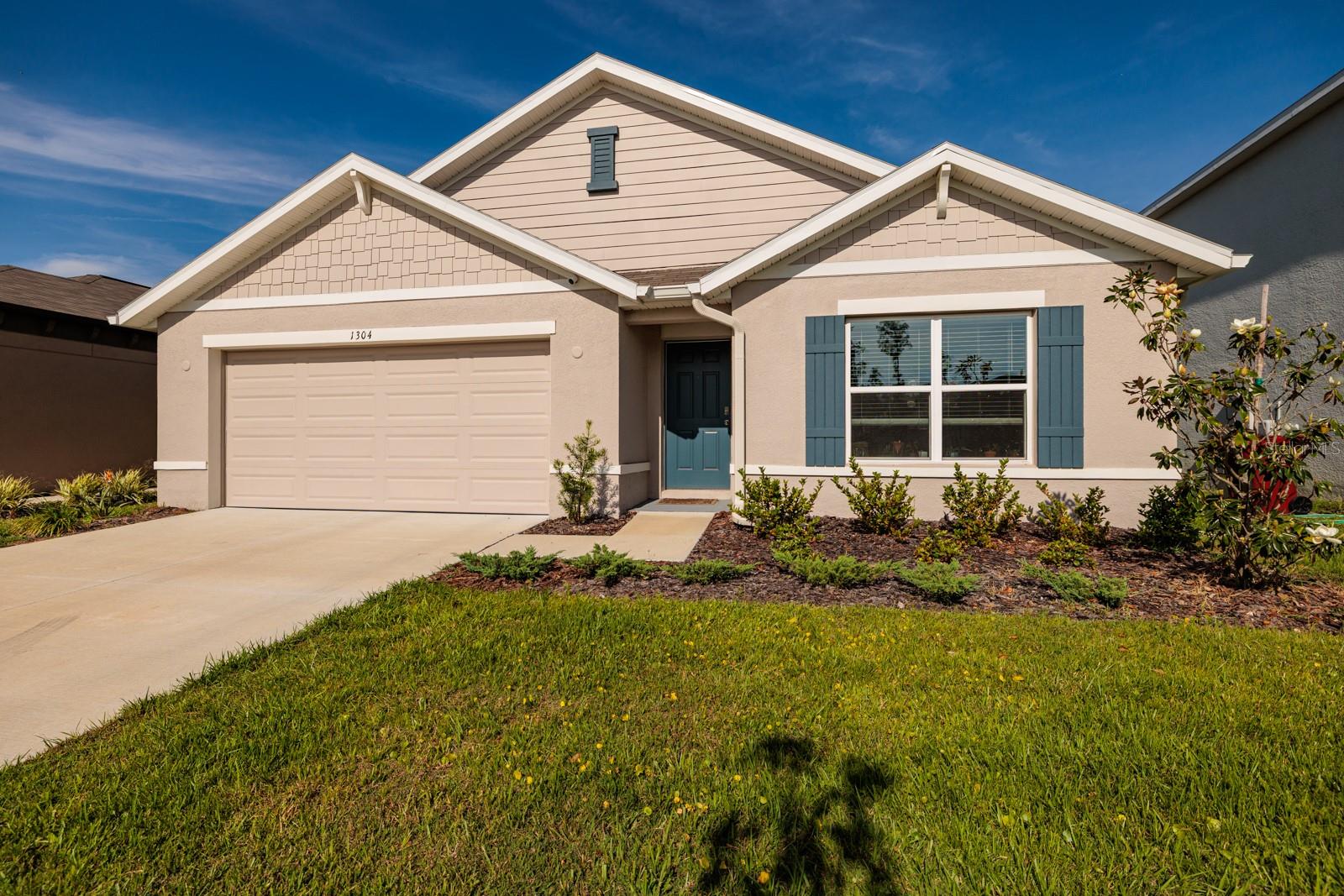 1304 Tahitian Sunrise Dr Property Photo 1
