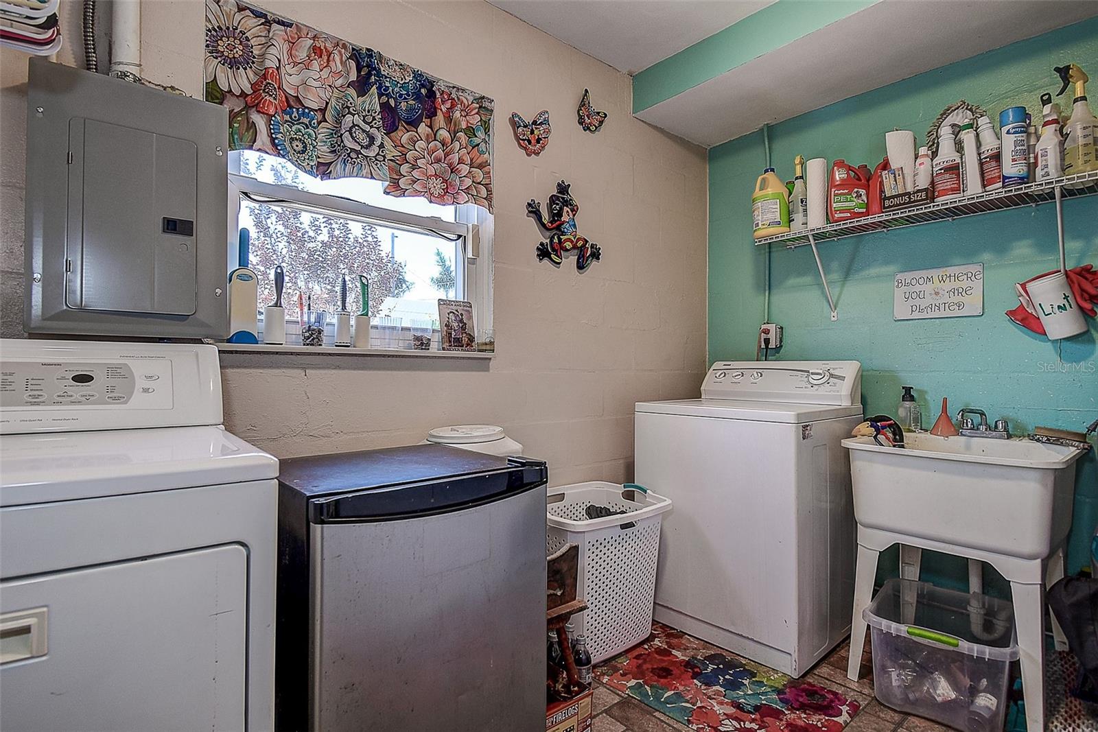 5931 33 Ave N Property Photo 13