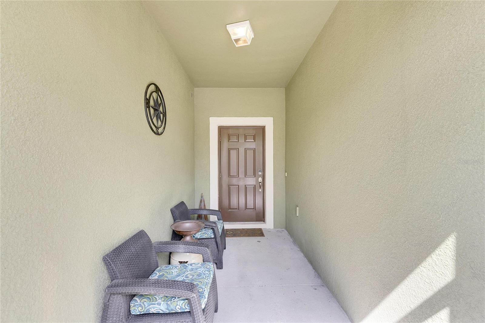 1722 Ivory Goose Pl Property Photo 4