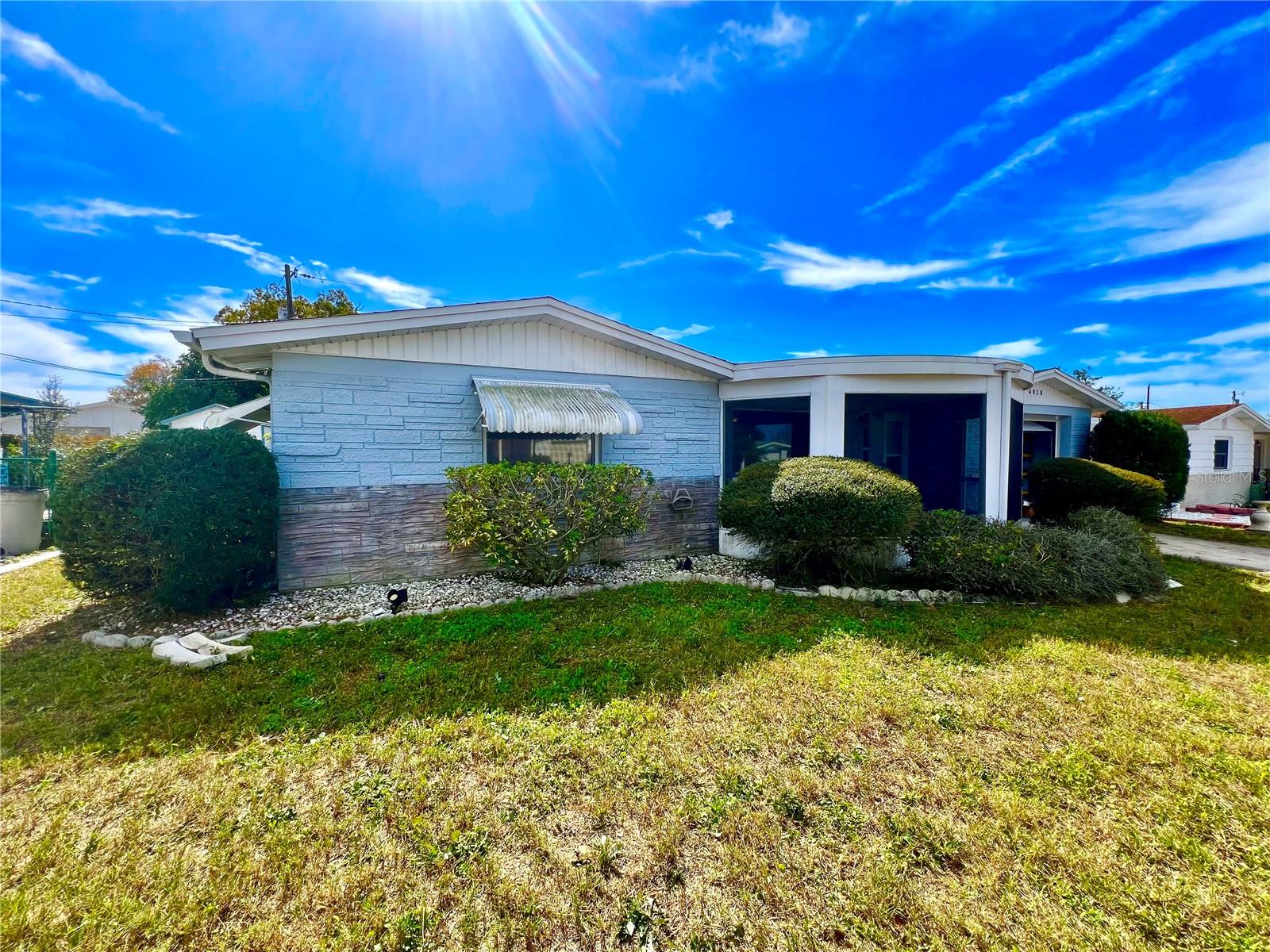 4928 Mirage Ave Property Photo