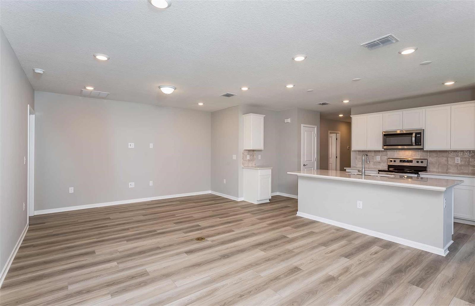 6784 Sw 90th Loop Property Photo 4