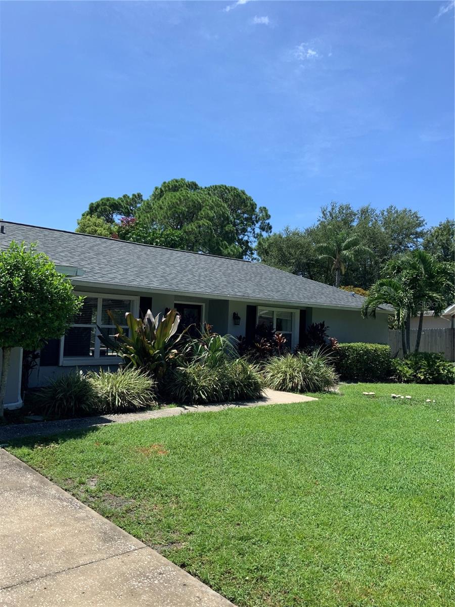 2942 Whisper Ln N Property Photo
