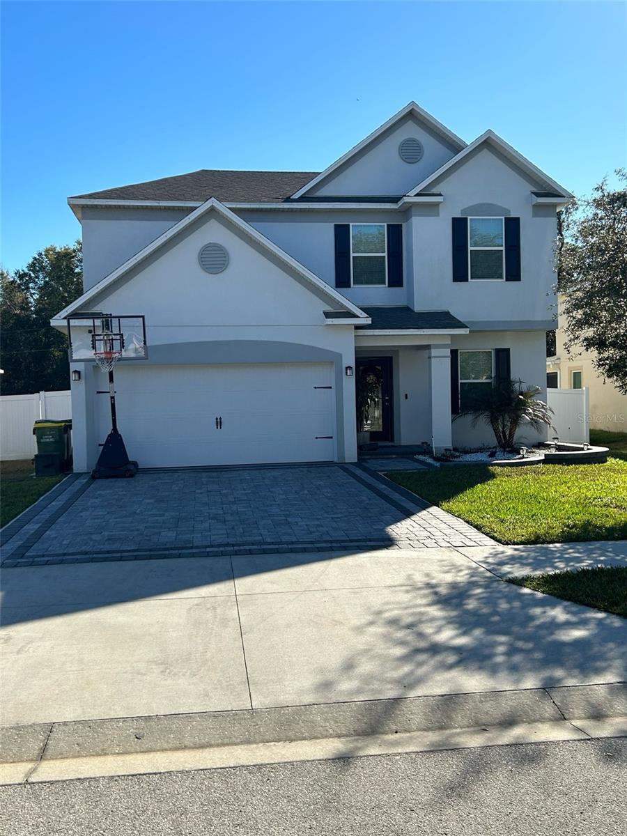 2121 Amor Way Property Photo