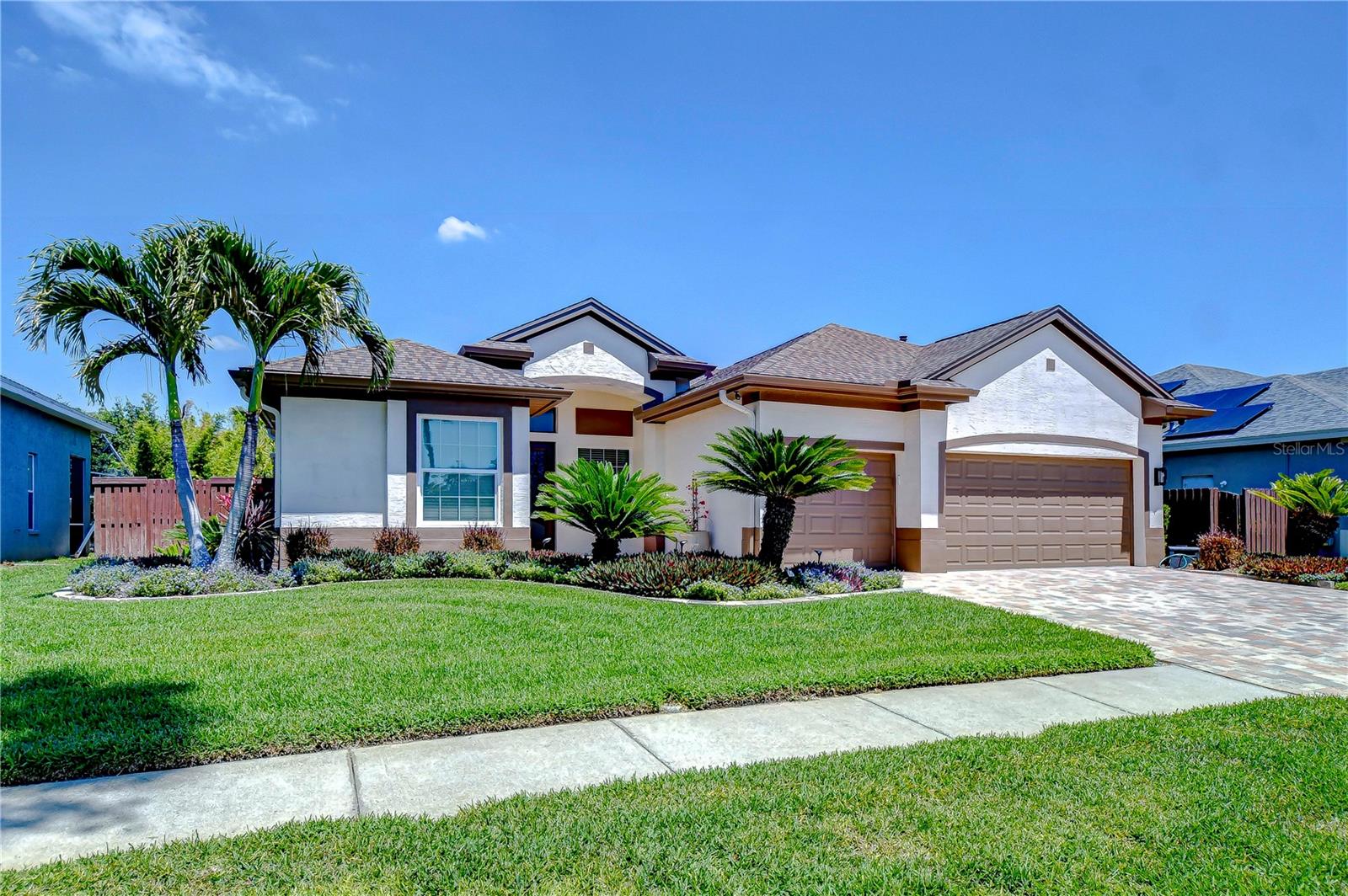 10407 Brentford Dr Property Photo
