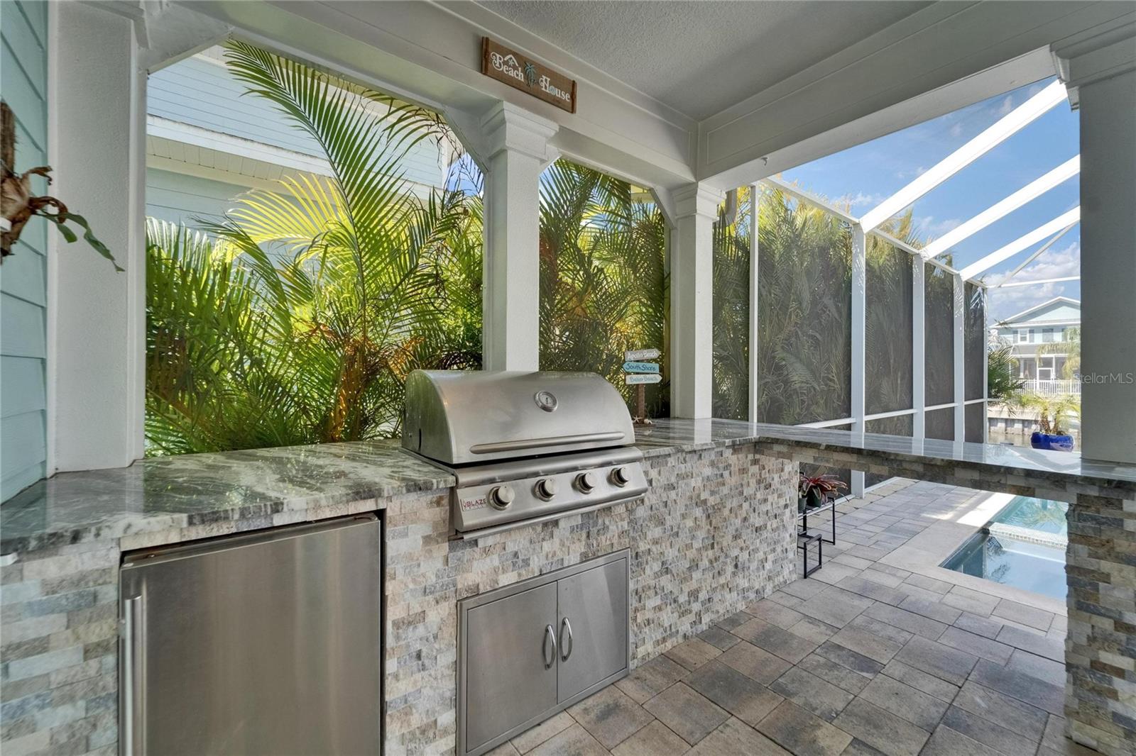426 Islebay Dr Property Photo 5