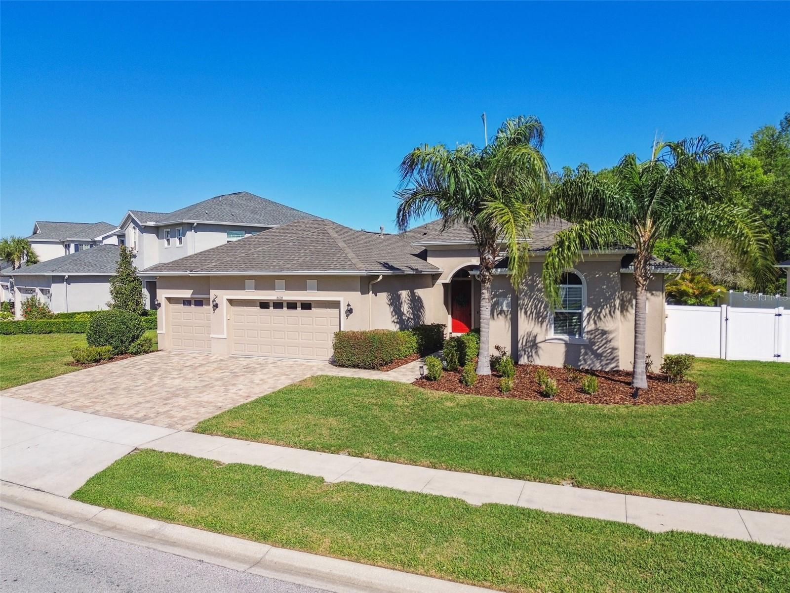 8628 Eagle Brook Dr Property Photo
