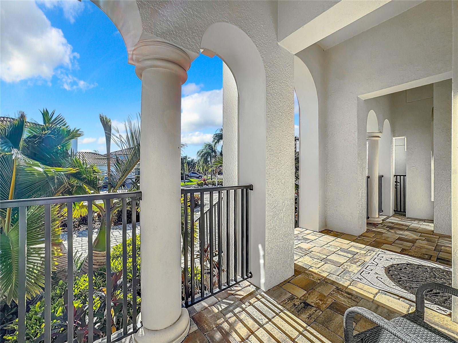 949 Symphony Isles Blvd Property Photo 9