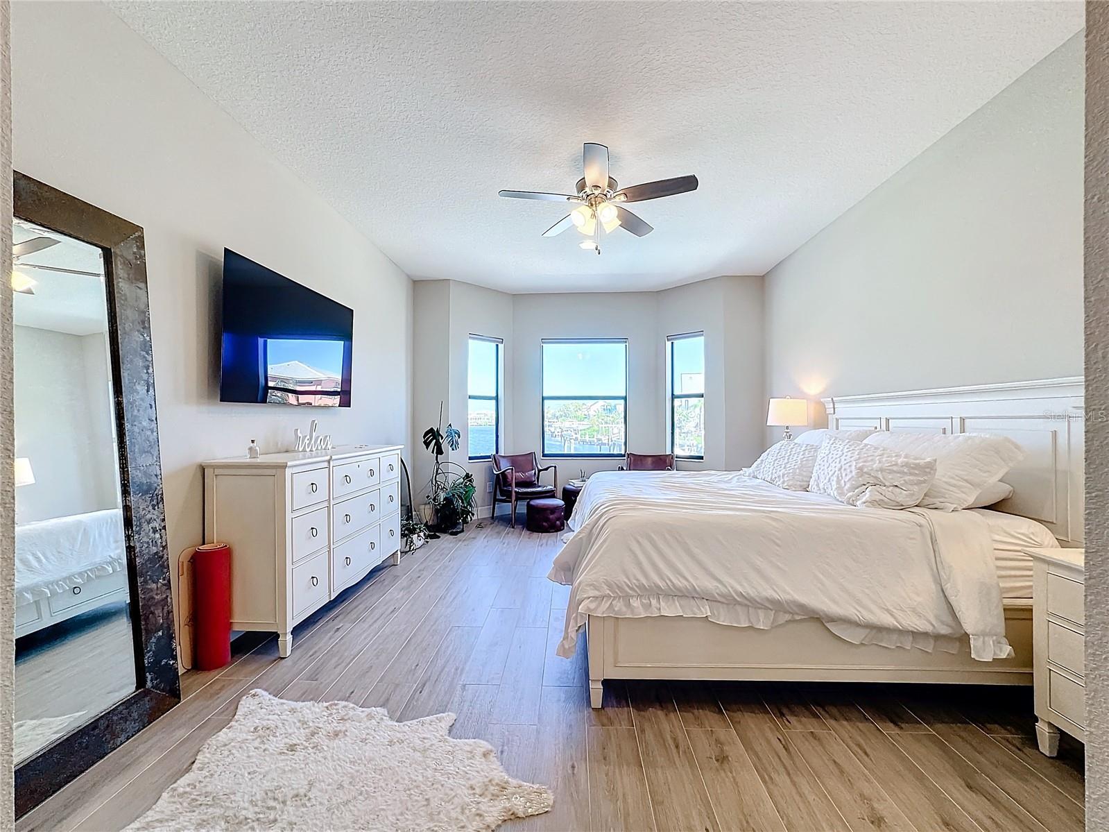 949 Symphony Isles Blvd Property Photo 31
