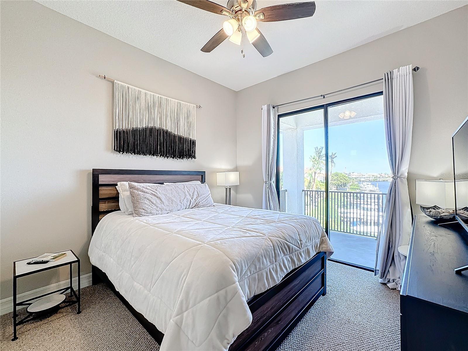 949 Symphony Isles Blvd Property Photo 43