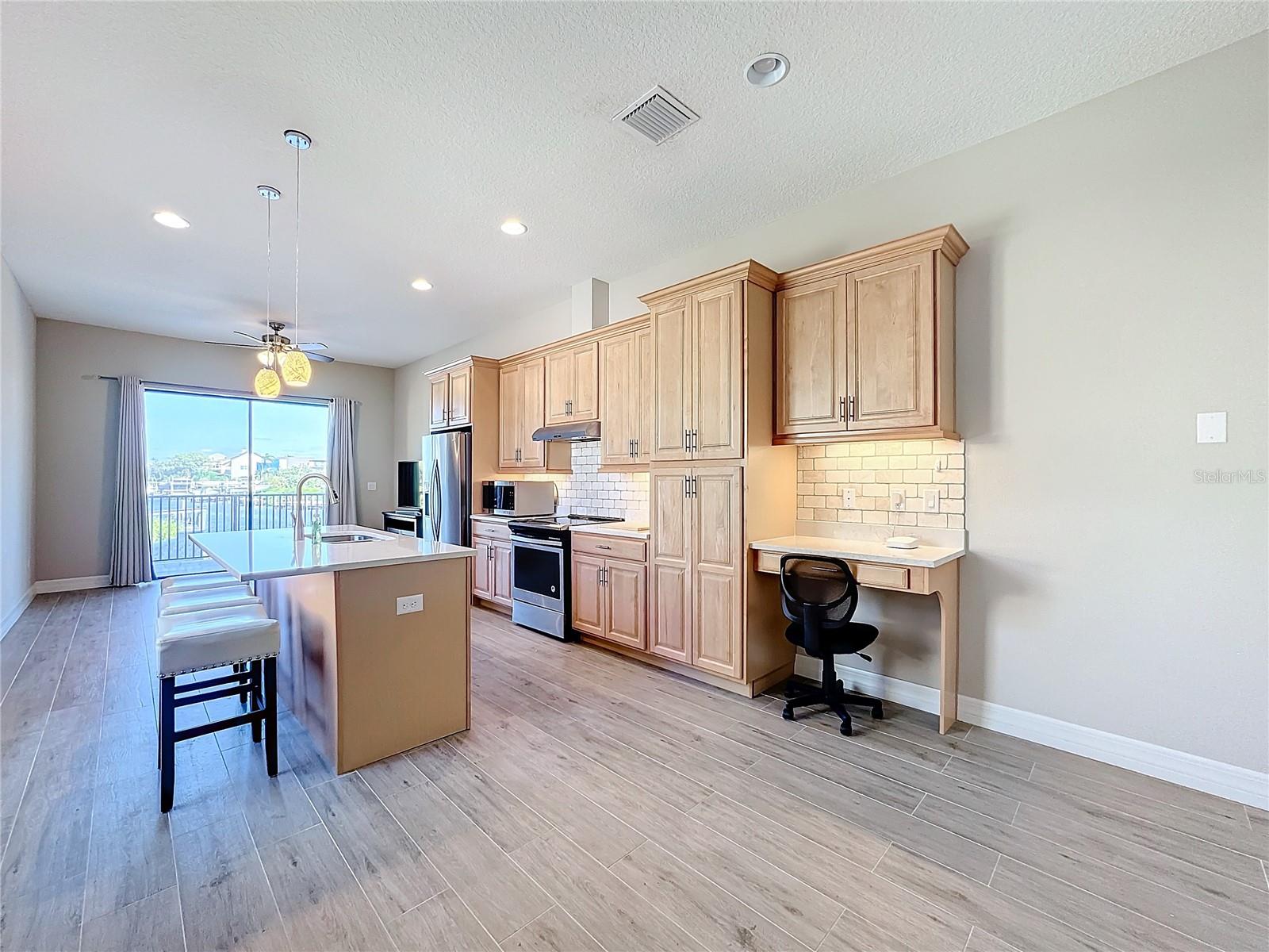949 Symphony Isles Blvd Property Photo 54