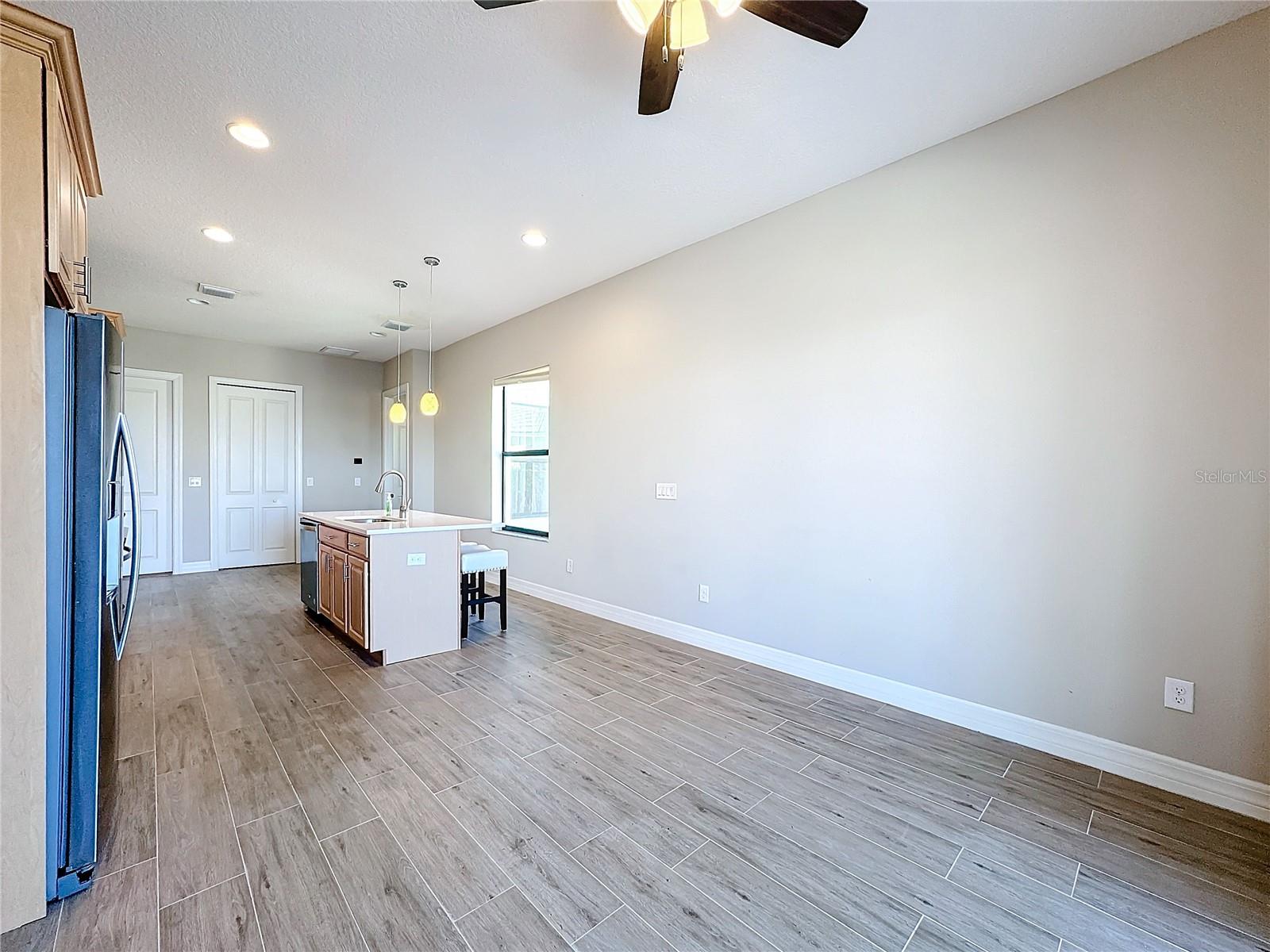 949 Symphony Isles Blvd Property Photo 56