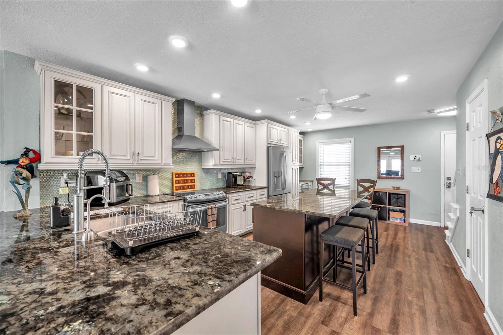 4768 Coquina Key Dr Se Property Photo 5