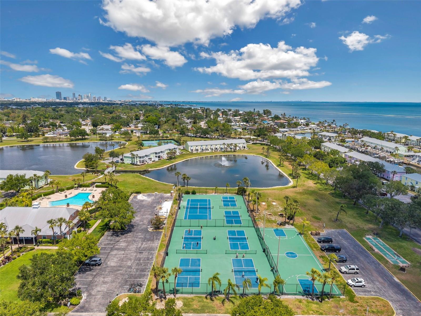 4768 Coquina Key Dr Se Property Photo 45