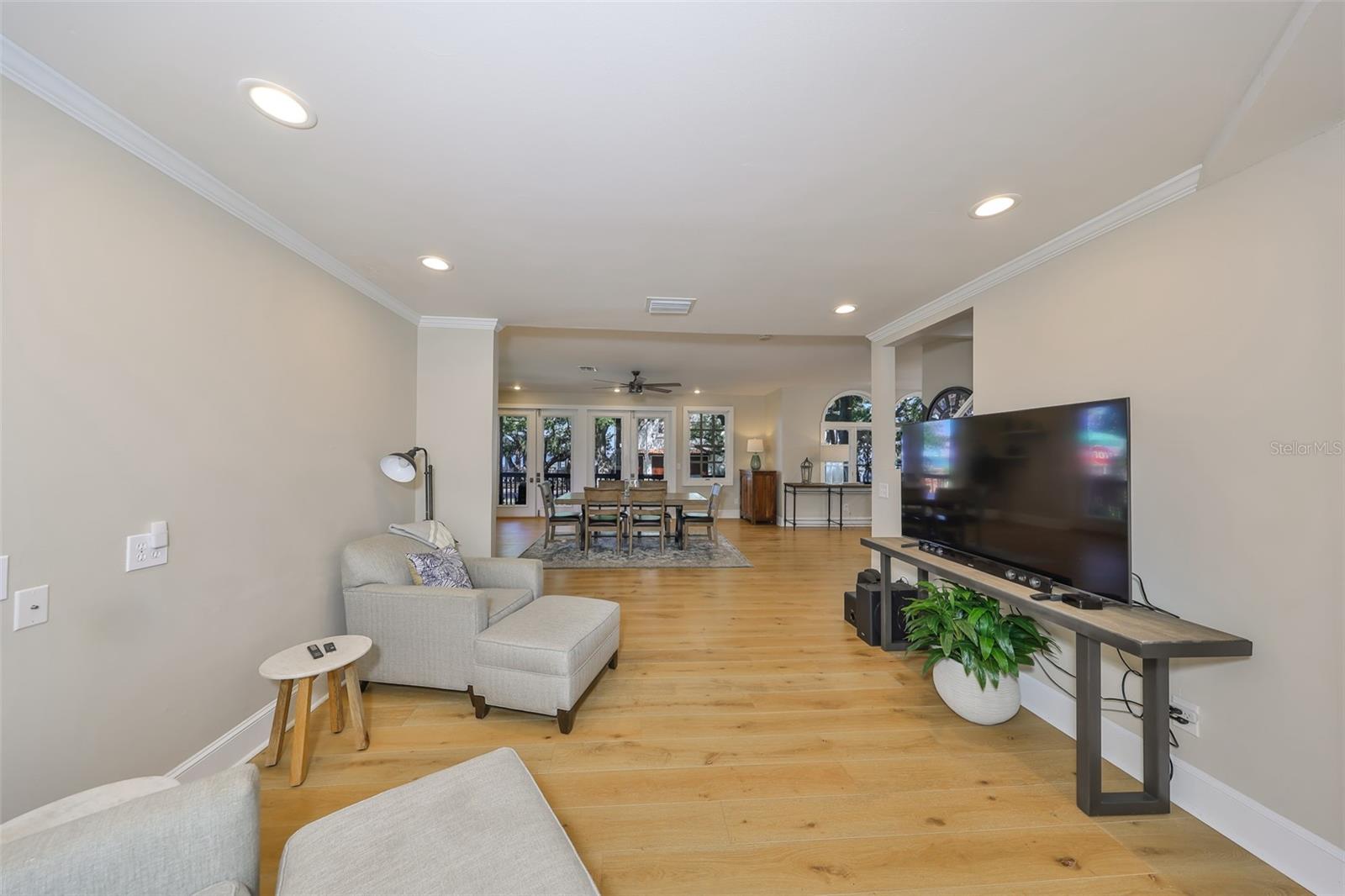 2802 Old Bayshore Way Property Photo 34