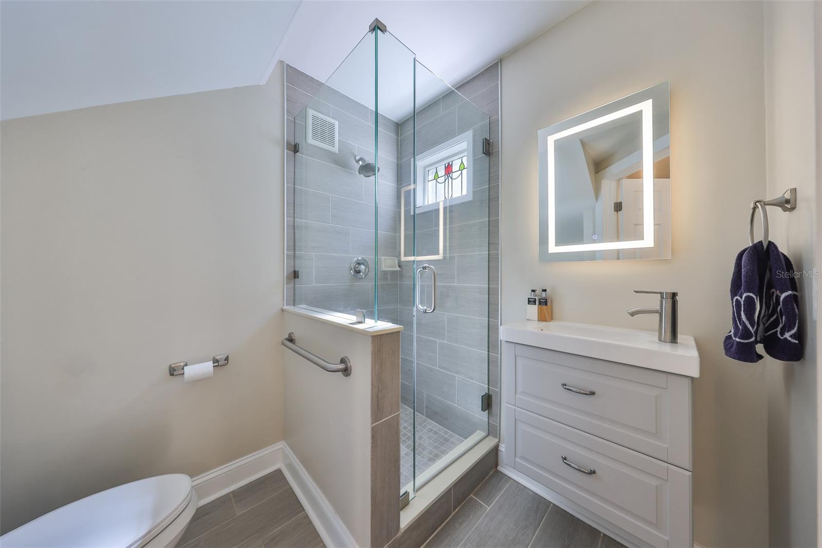 2802 Old Bayshore Way Property Photo 43