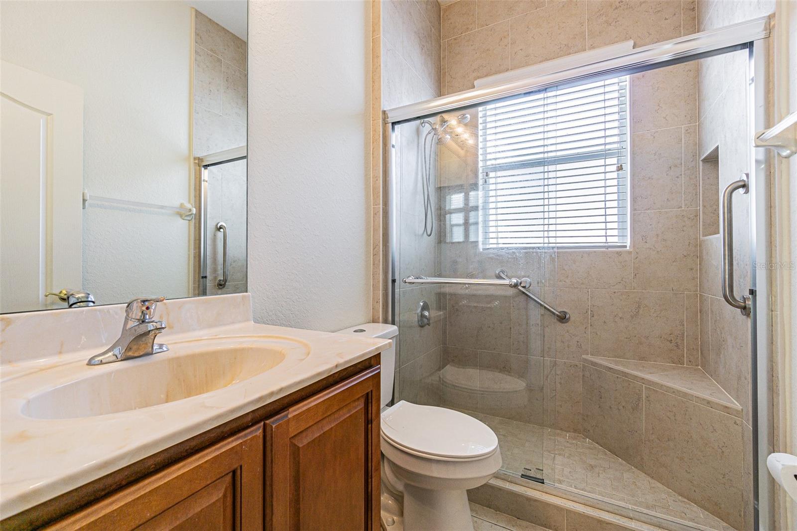 9823 Rolling Cir Property Photo 12