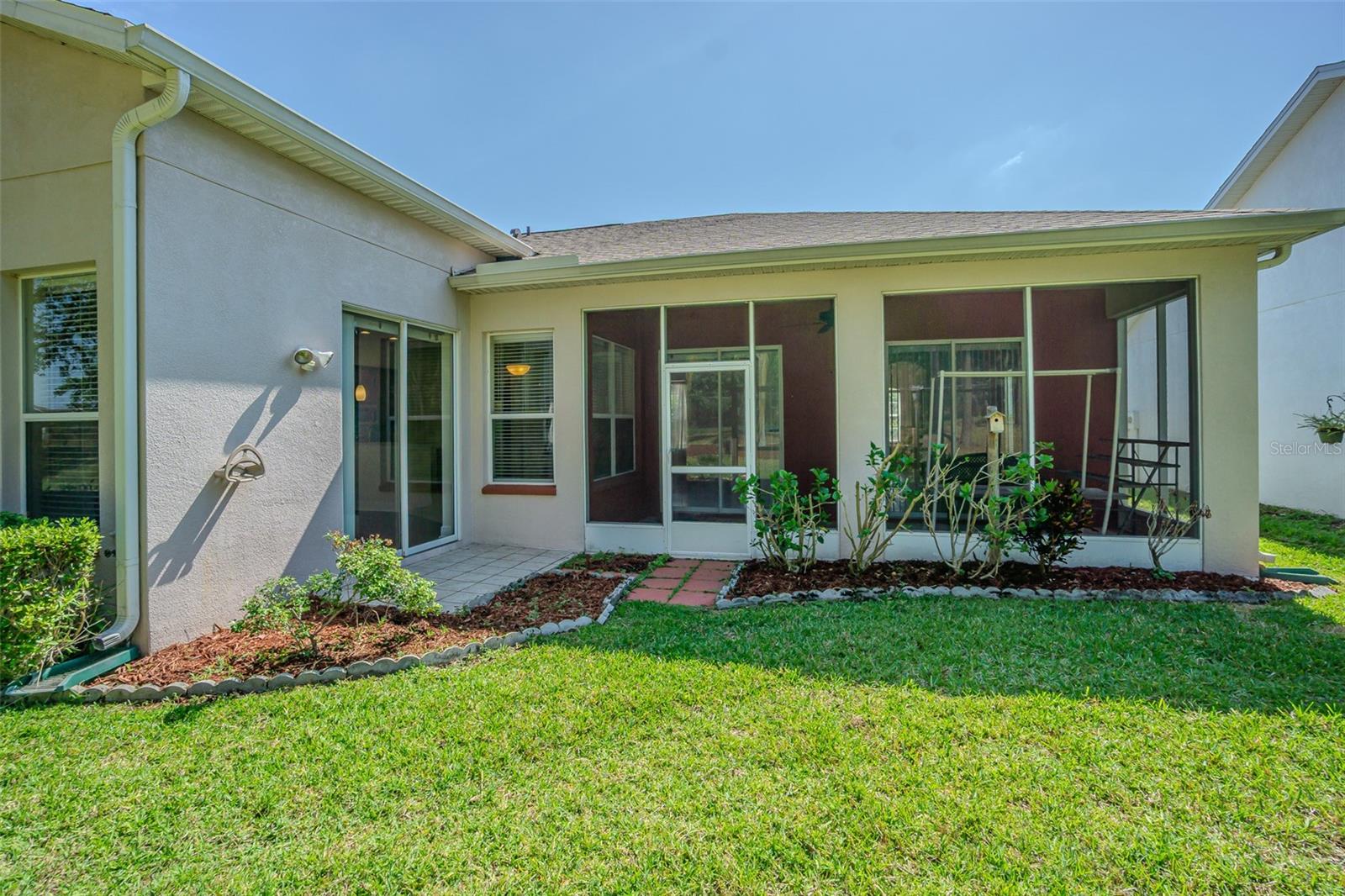 9823 Rolling Cir Property Photo 30