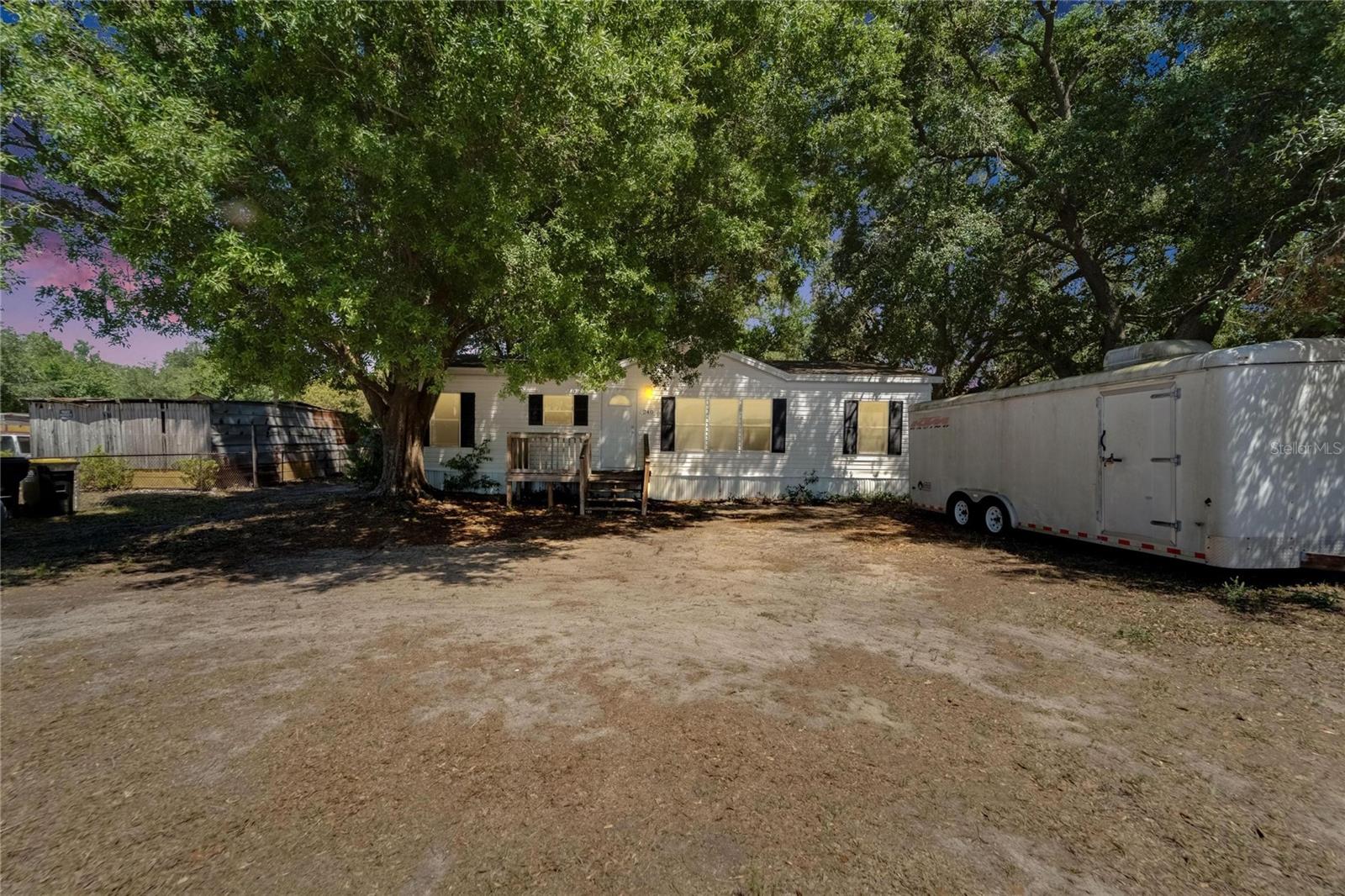 240 S Hankin Rd Property Photo 1