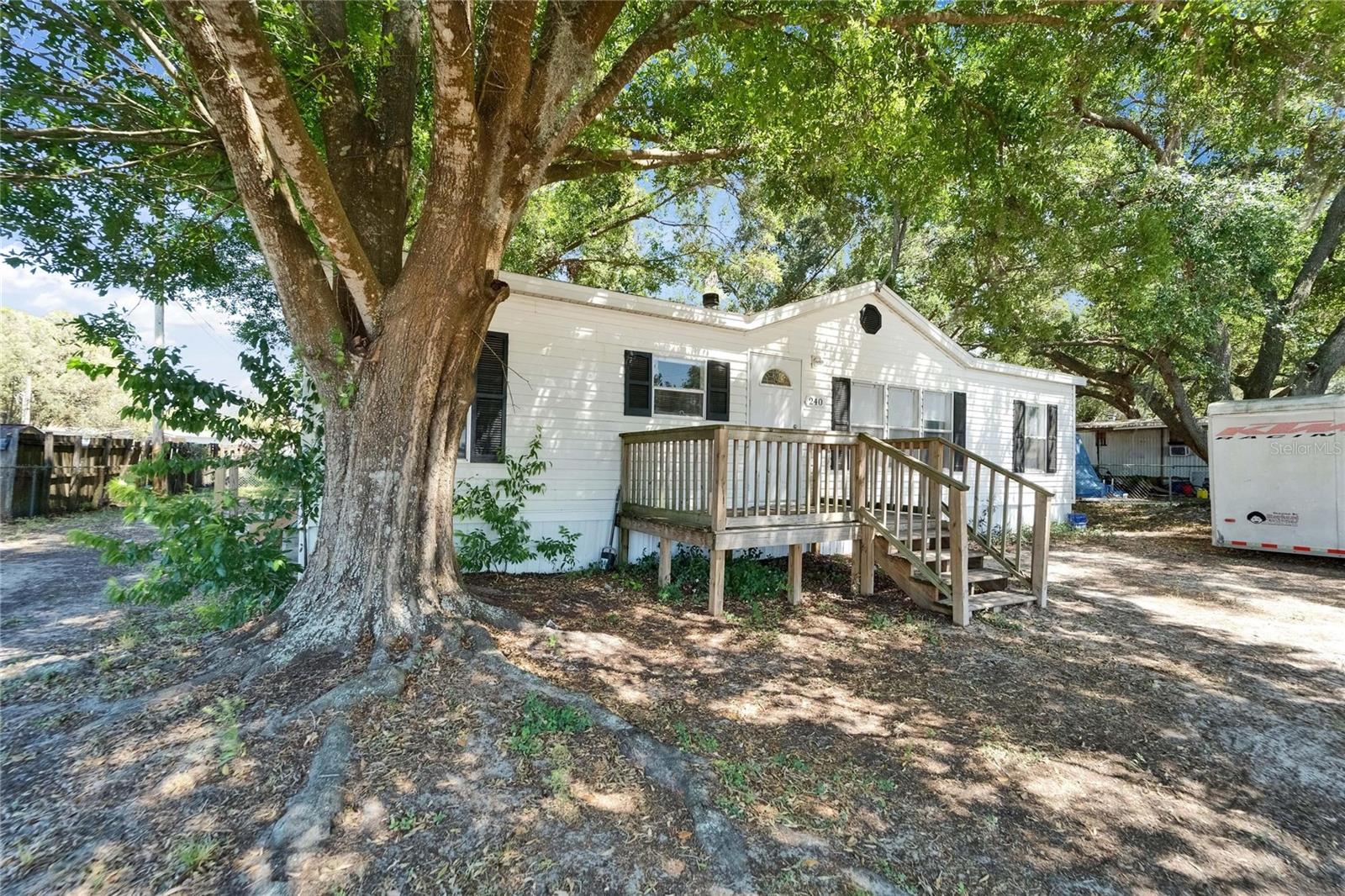 240 S Hankin Rd Property Photo 2