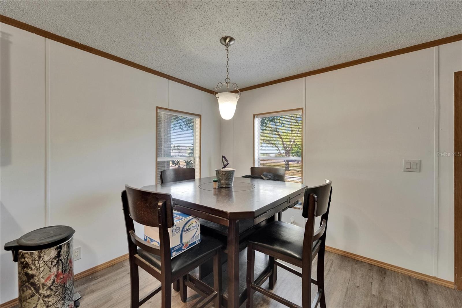 240 S Hankin Rd Property Photo 11
