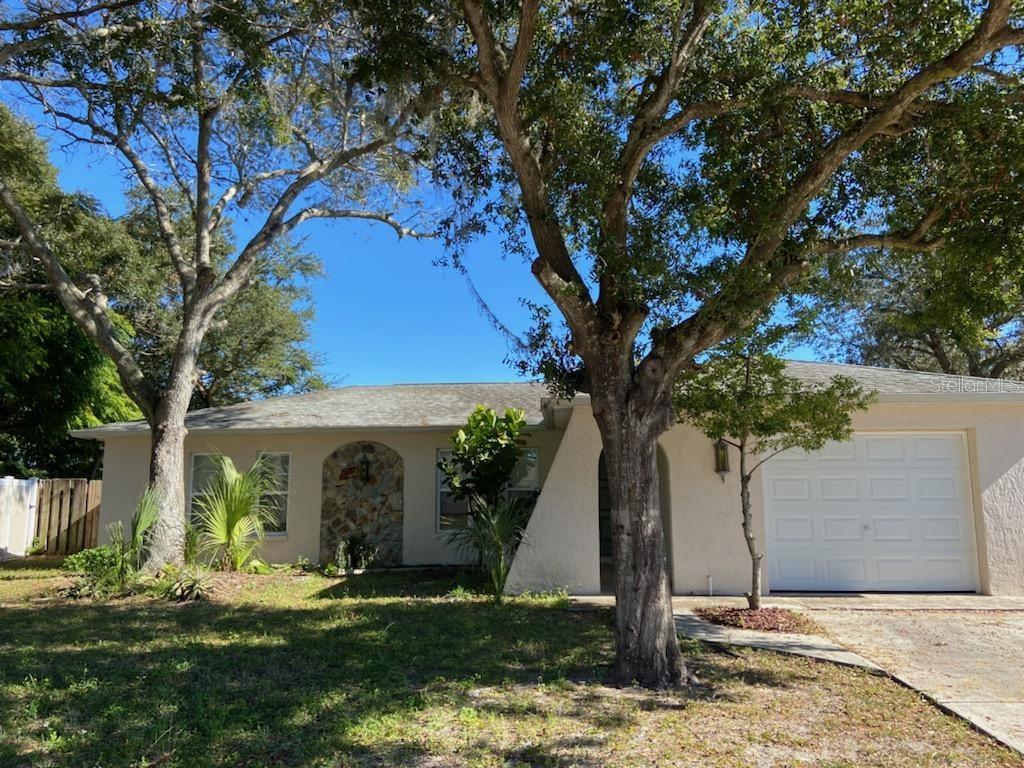 6429 Langston Ave Property Photo 1
