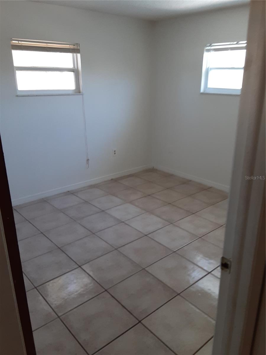 6429 Langston Ave Property Photo 9