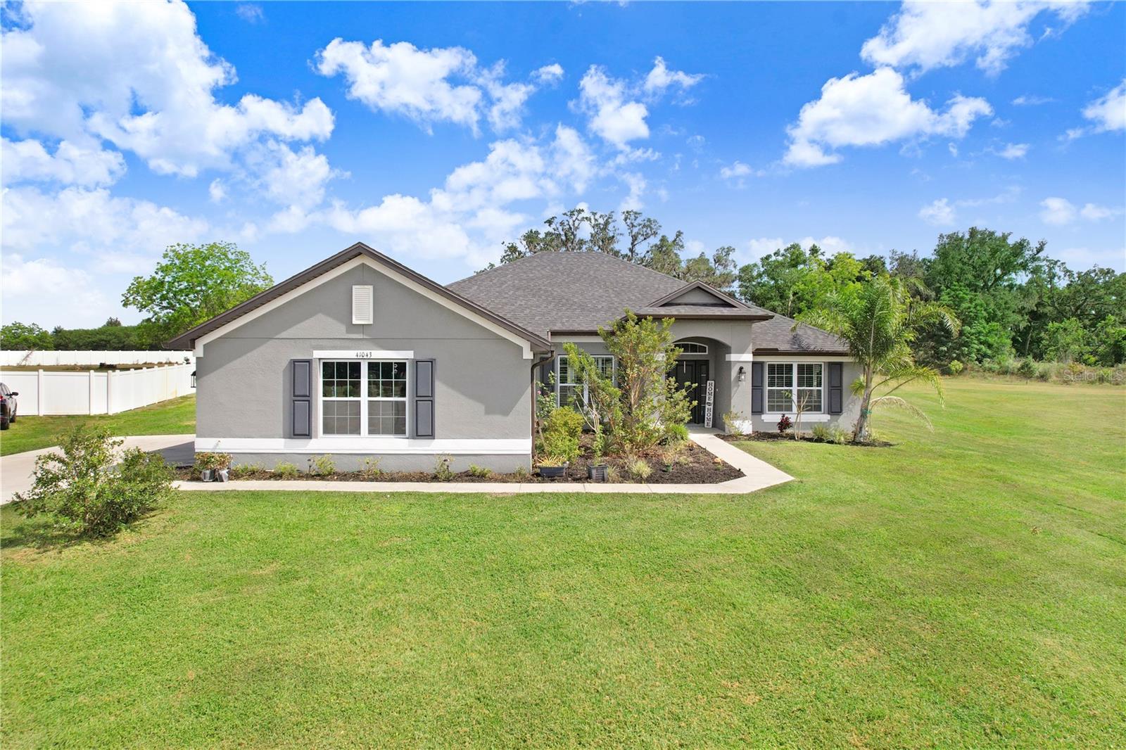 41043 Stanton Hall Dr Property Photo