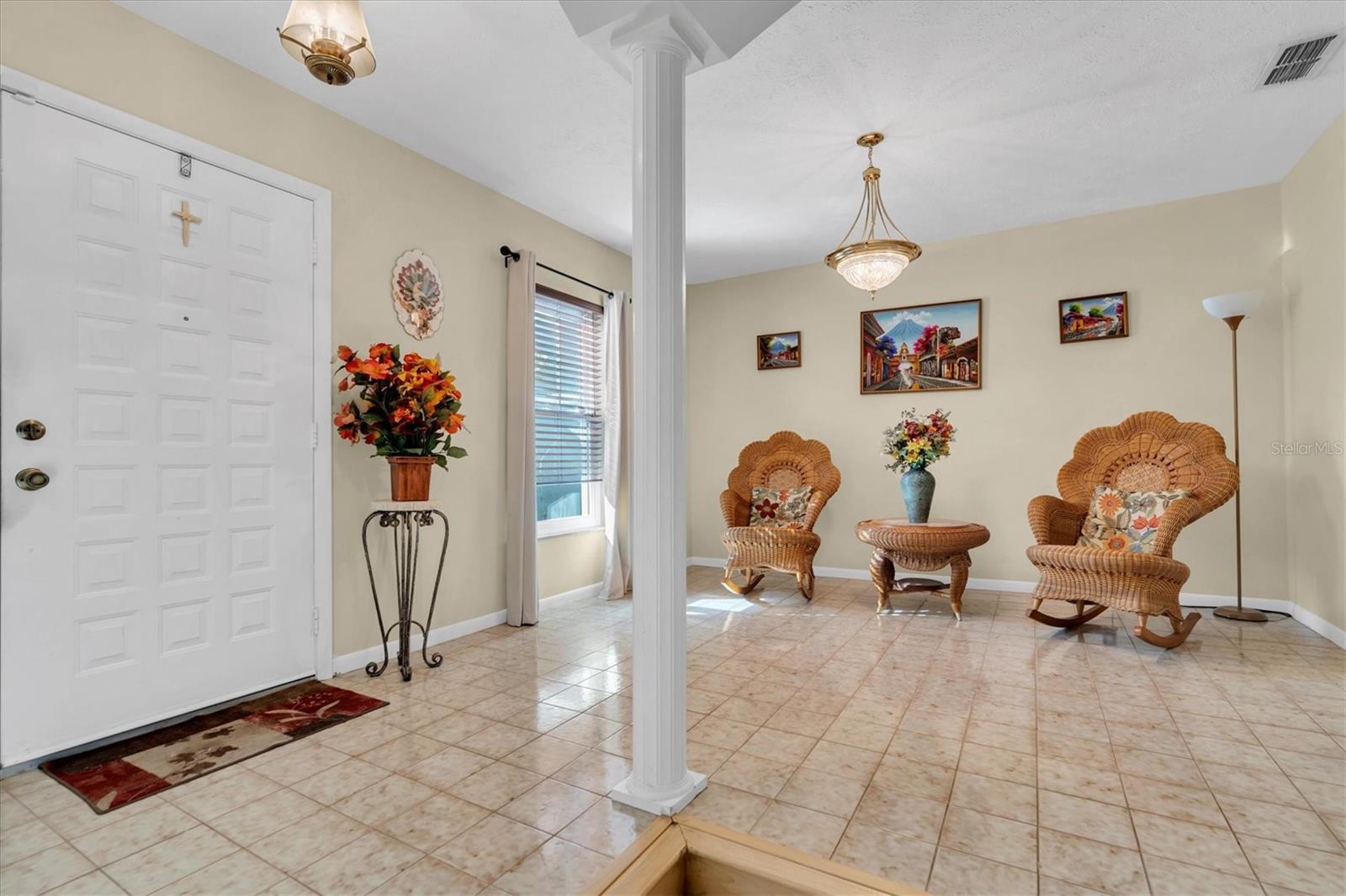 10907 Kewanee Dr Property Photo 5