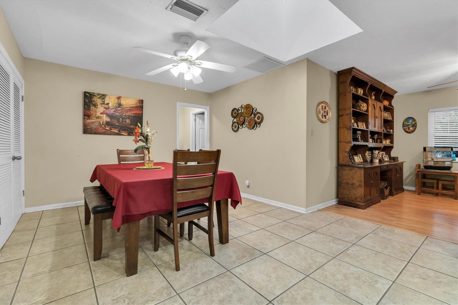 10907 Kewanee Dr Property Photo 13