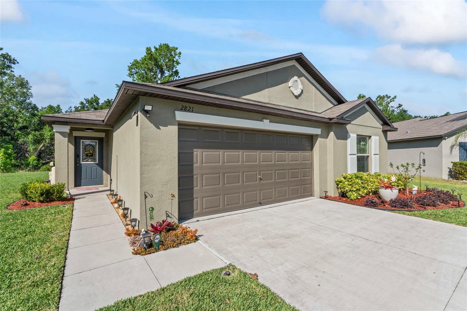 2821 Lytton Hall Dr Property Photo