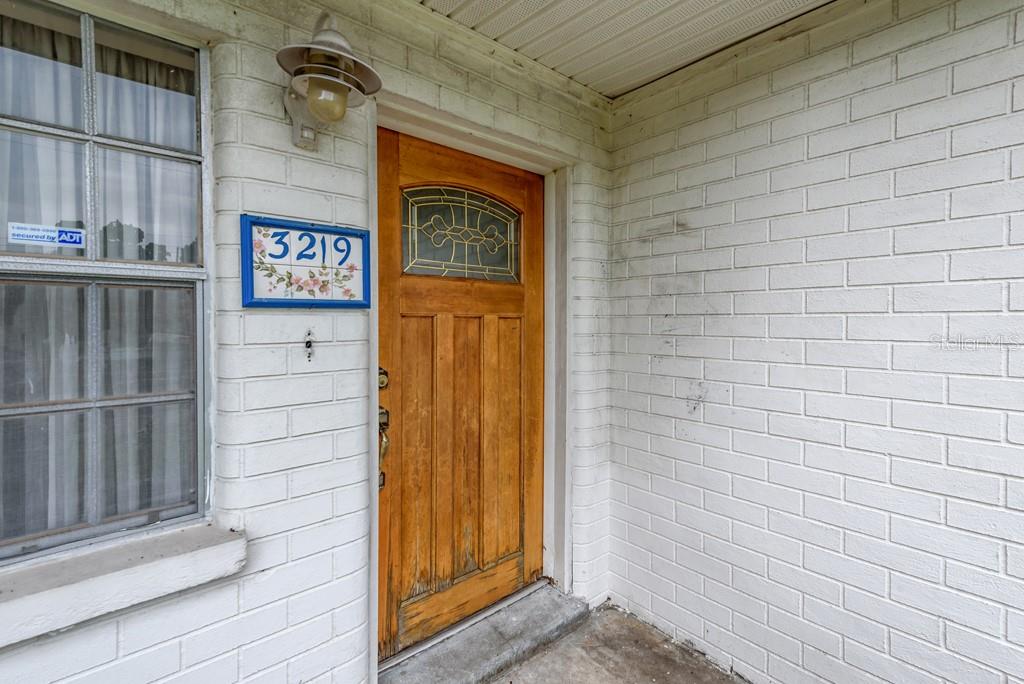 3219 W Arch St Property Photo 3