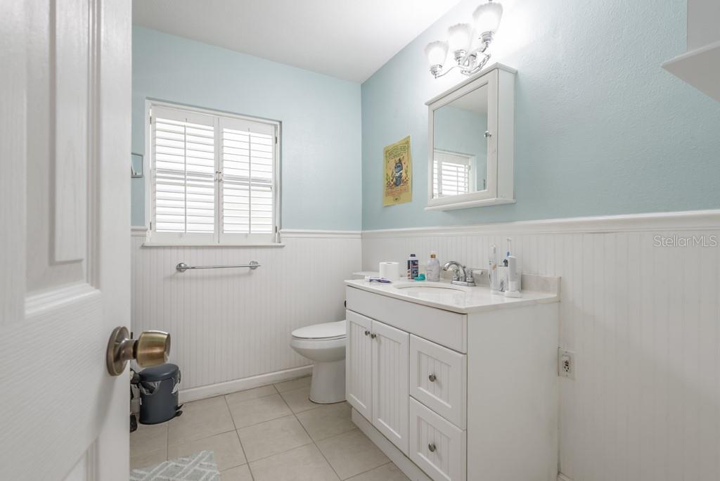 3219 W Arch St Property Photo 12
