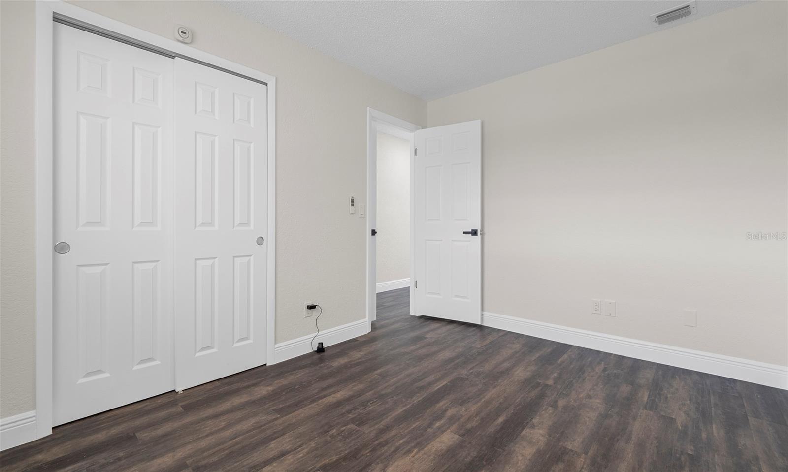 1204 Croydonwood Cir Property Photo 15