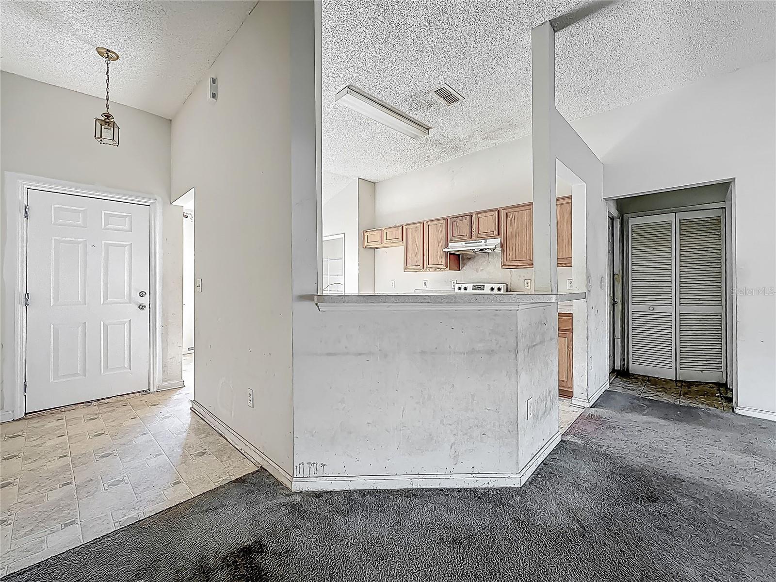 4426 E Steamboat Springs Dr E Property Photo 2