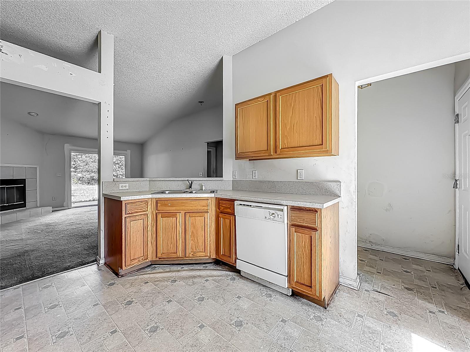 4426 E Steamboat Springs Dr E Property Photo 10