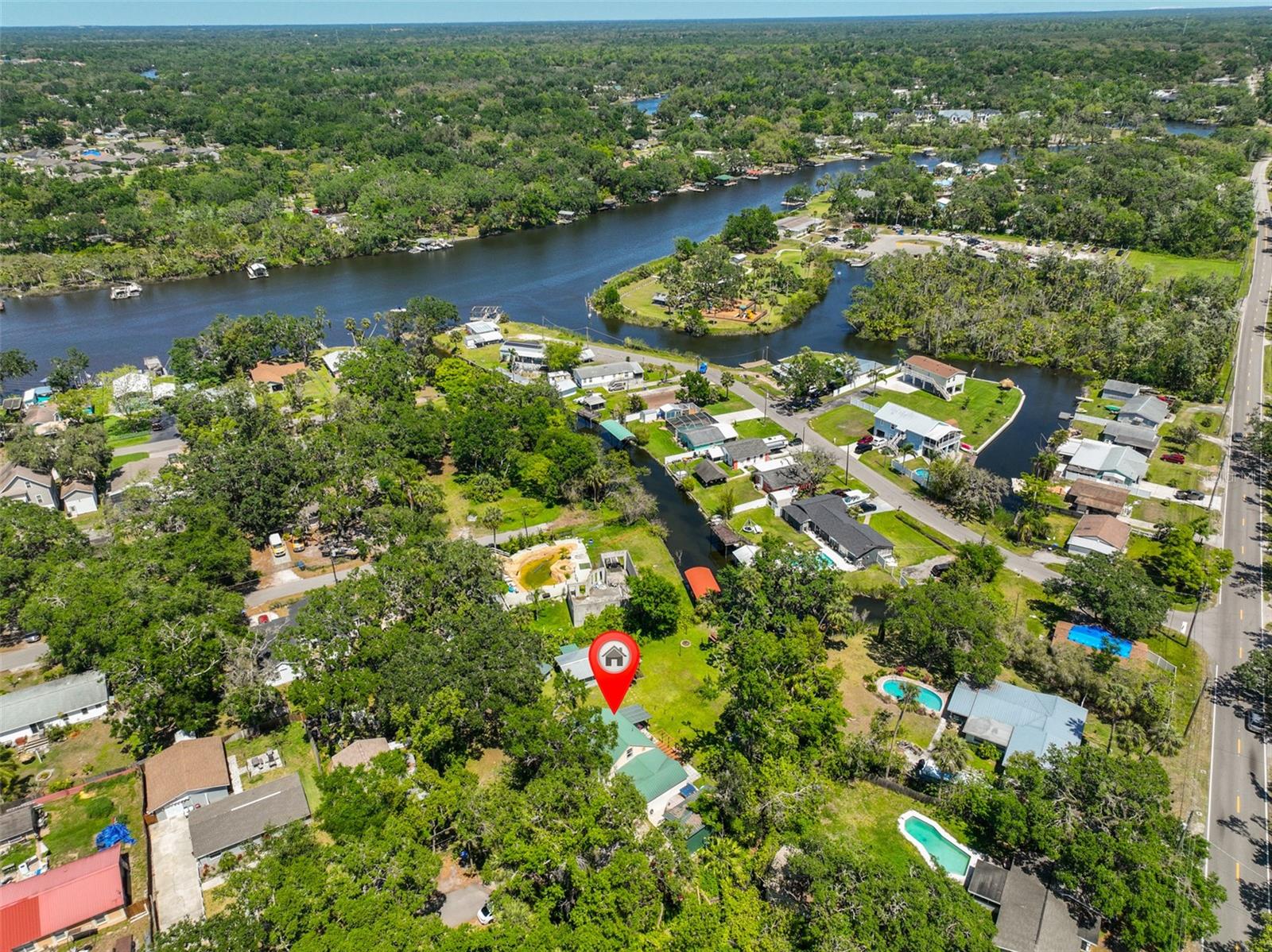 10824 Palmetto St Property Photo 2