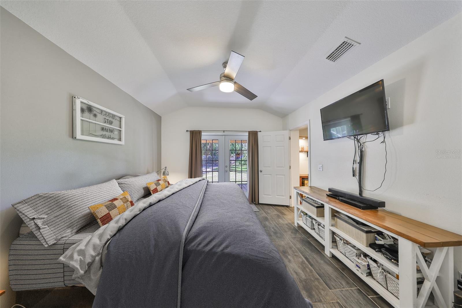 10824 Palmetto St Property Photo 21