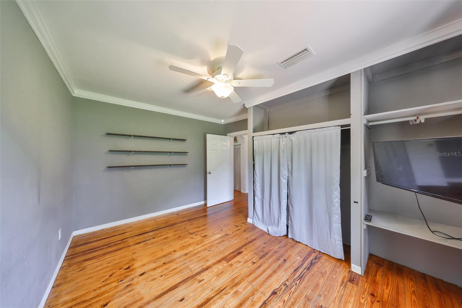 10824 Palmetto St Property Photo 29