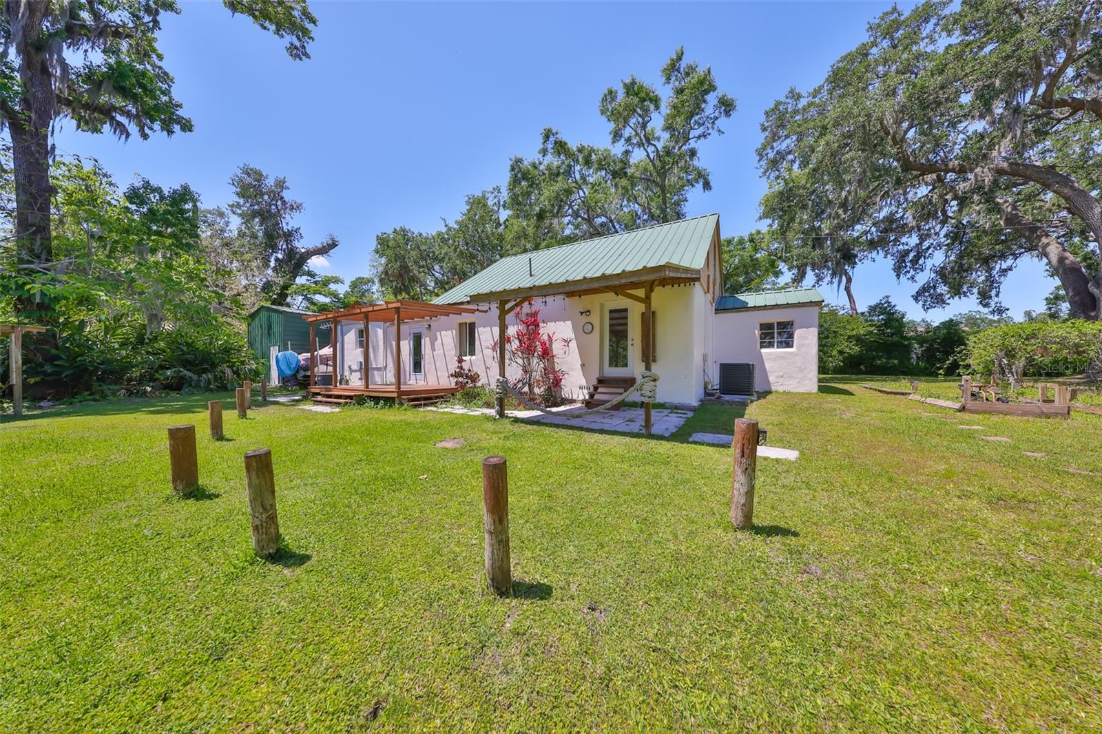 10824 Palmetto St Property Photo 36