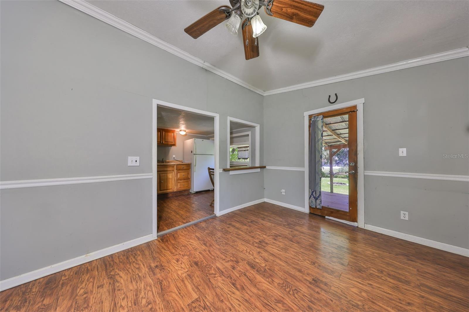 10824 Palmetto St Property Photo 48