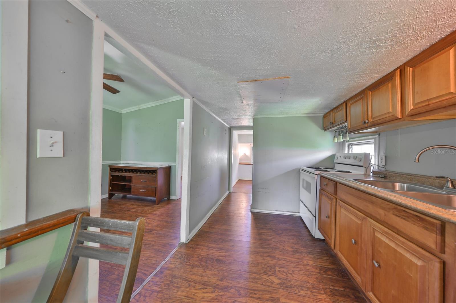 10824 Palmetto St Property Photo 51