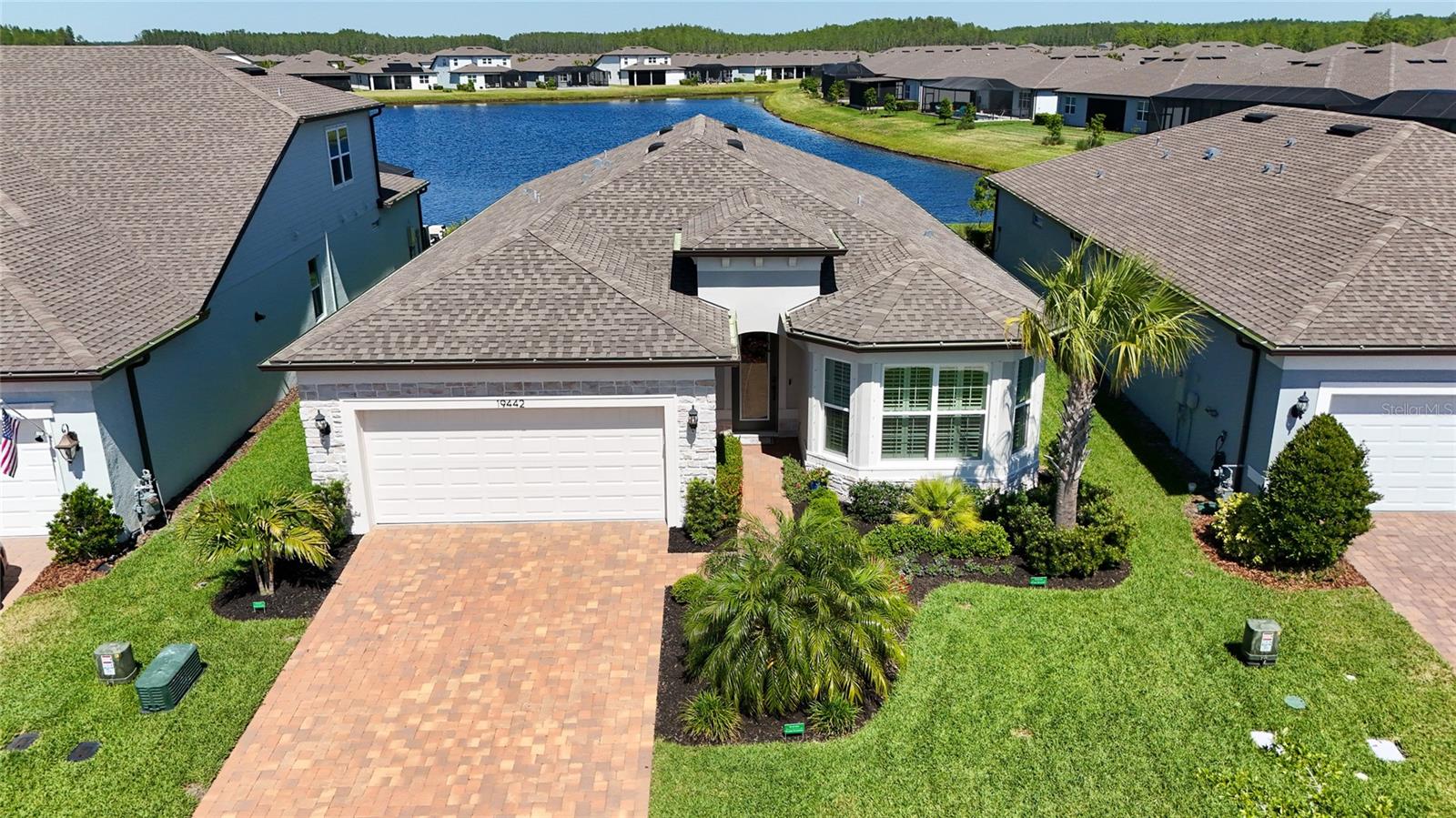 19442 Sea Glass Cir Property Photo